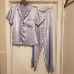 Halston M Button Top Elastic Pant Set Blue Silky Pajama Set Pants  Short Sleeve‎
